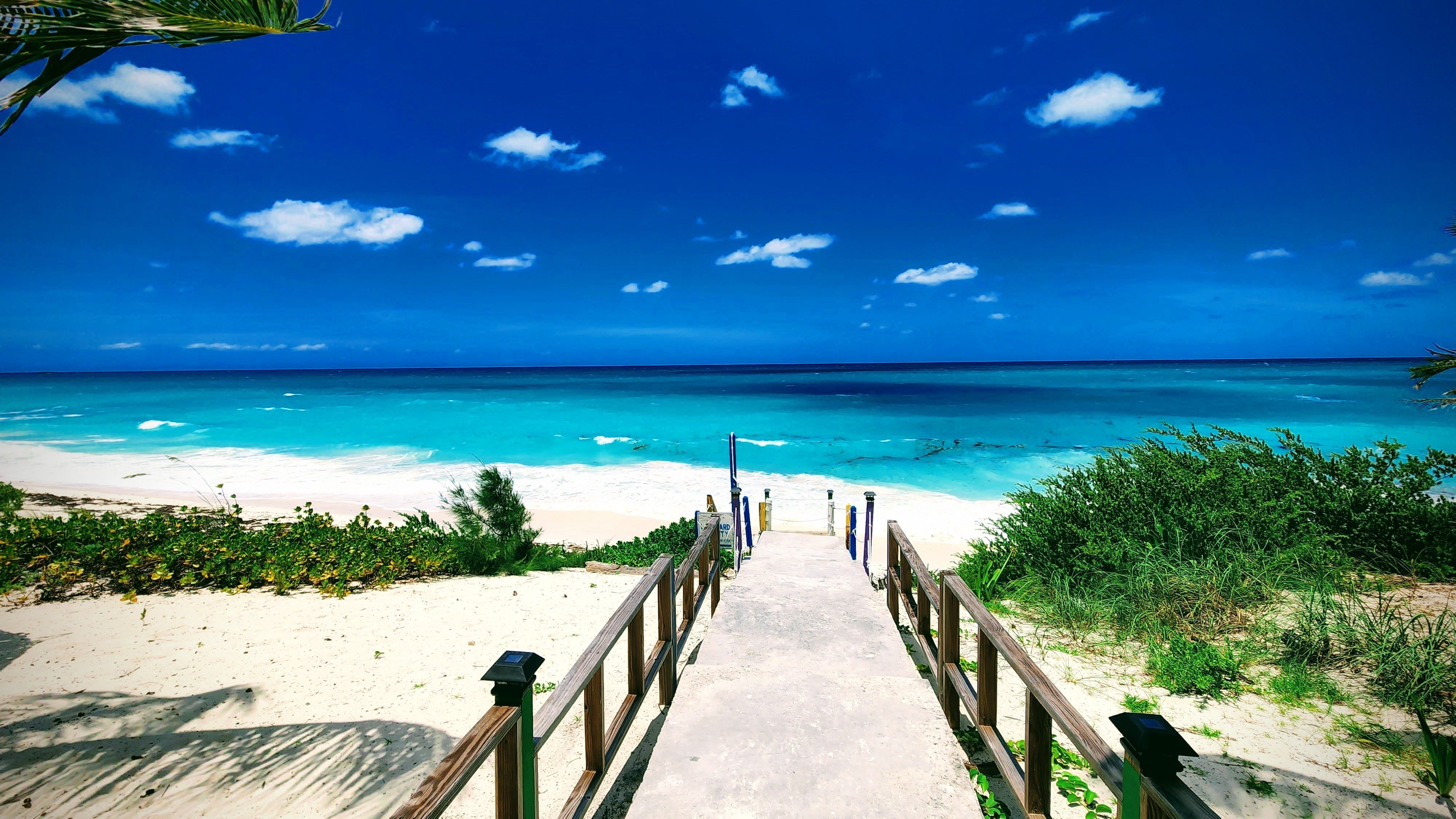 Walkway view of Exuma beach, Abaco